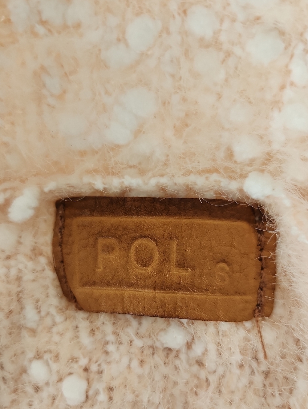 NWOT..POL...Pink V Neck Swester - Picture 7 of 10